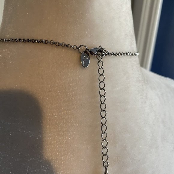 Lia Sophia Escapade Necklace Y-Drop Silver Tone Chain Glass Beads Jewelry 18-21" - Picture 2 of 3